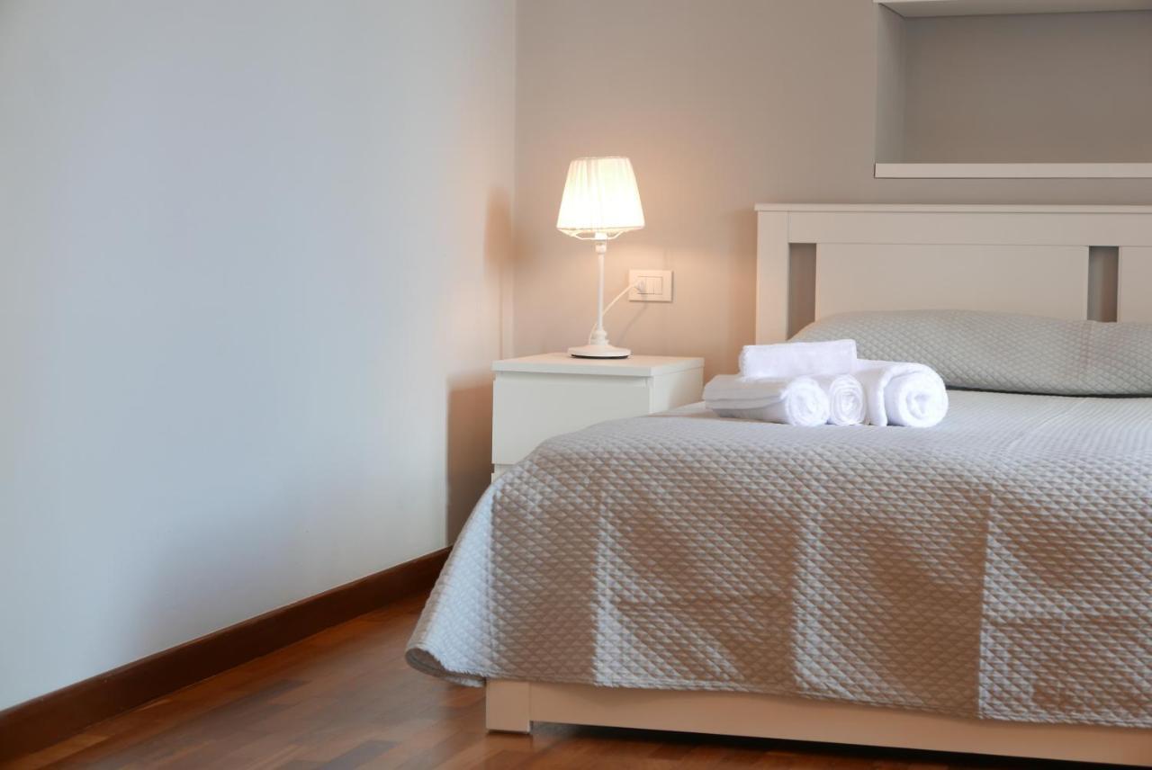 Suite 261 - Intero Appartamento Nel Centro Di Bari Luaran gambar