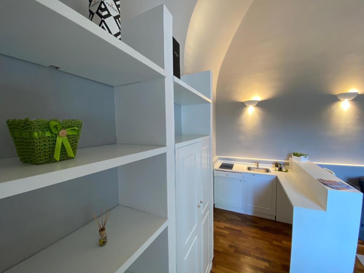 Suite 261 - Intero Appartamento Nel Centro Di Bari Luaran gambar
